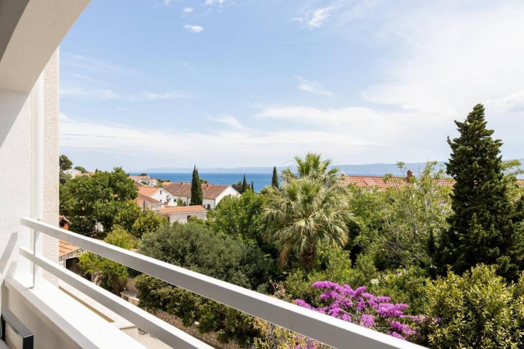 Holiday In Bol **** Blue Екстер'єр фото